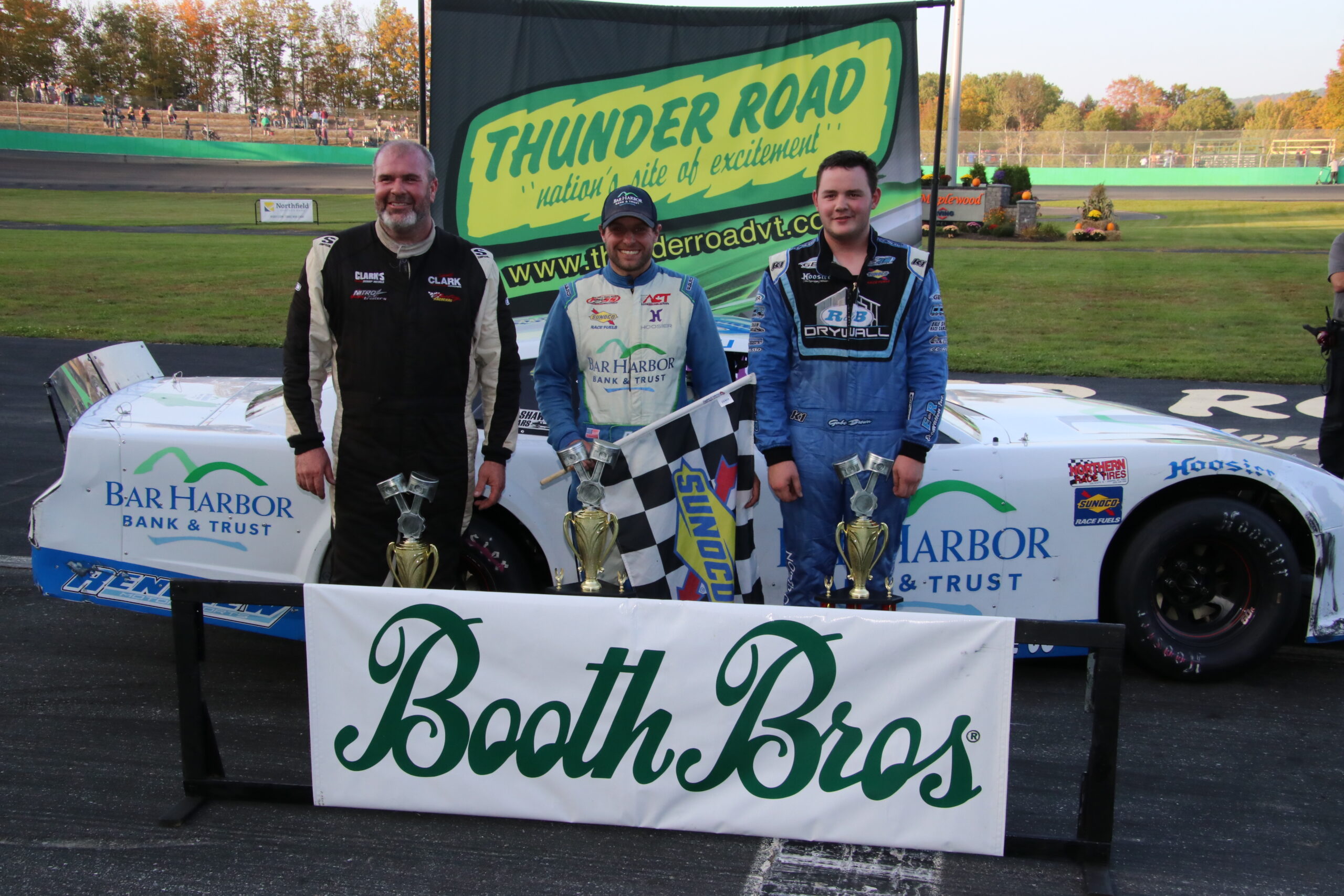 Gluchacki, Donahue Set Vermont Milk Bowl Front Row in Booth Bros./Hood Time  Trial Runs — Thunder Road Speedbowl