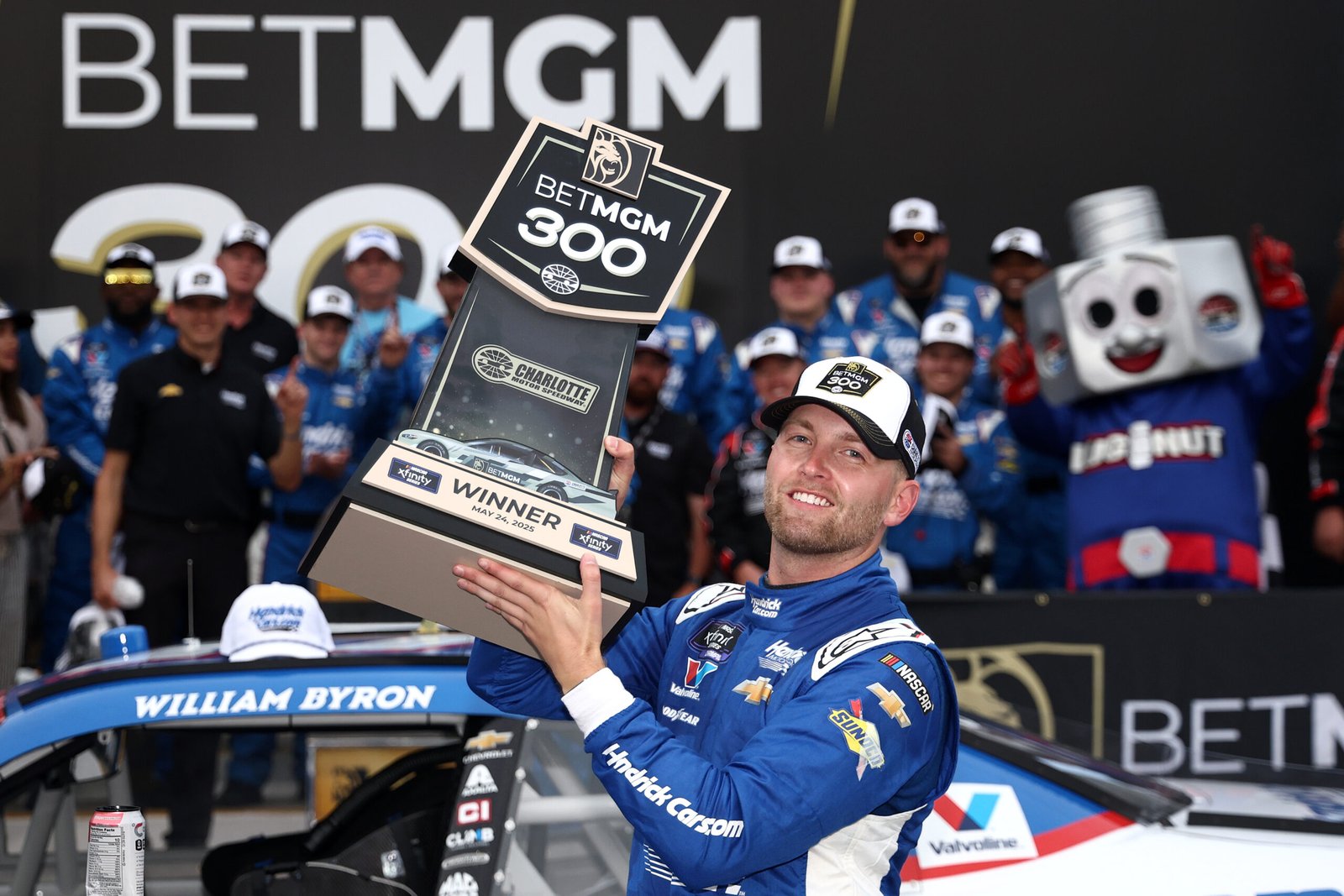 William Byron Claims Stage Victory With Blistering Charlotte Pace